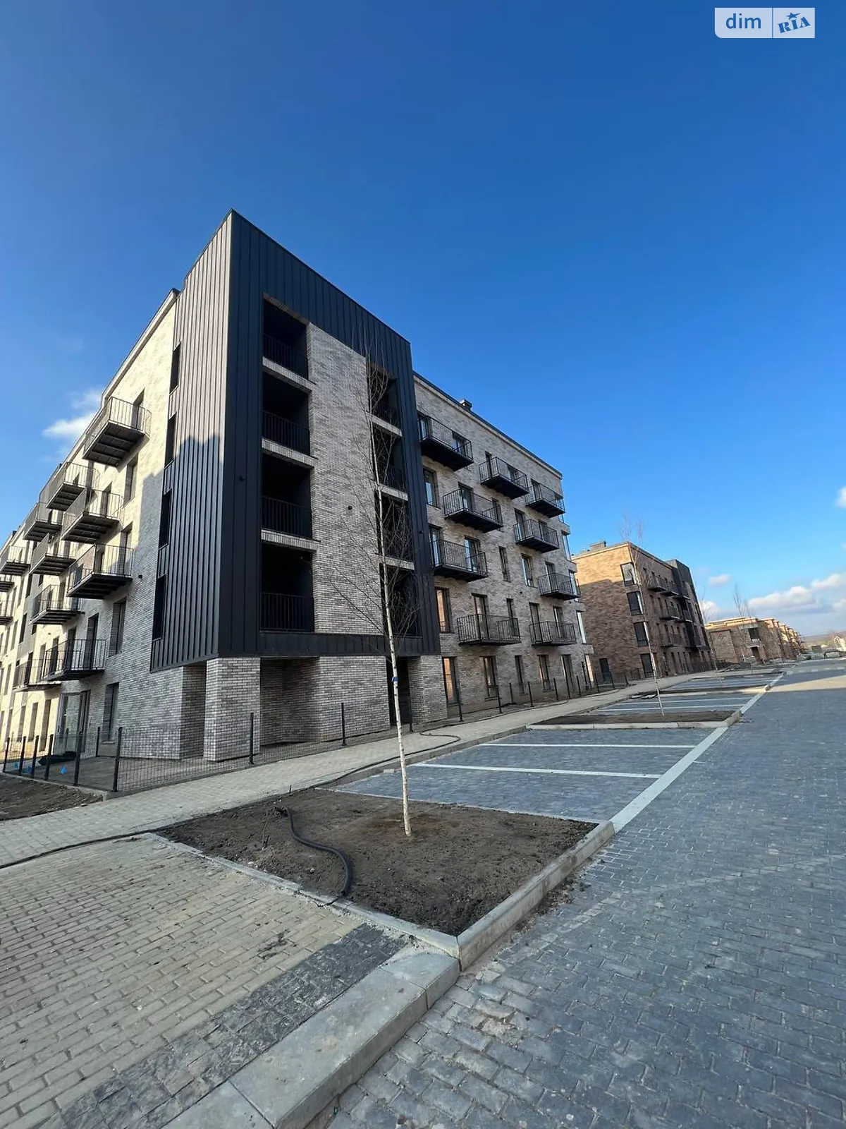 Продается 2-комнатная квартира 64.4 кв. м в Криховцах, ул. 24-го Августа - фото 1