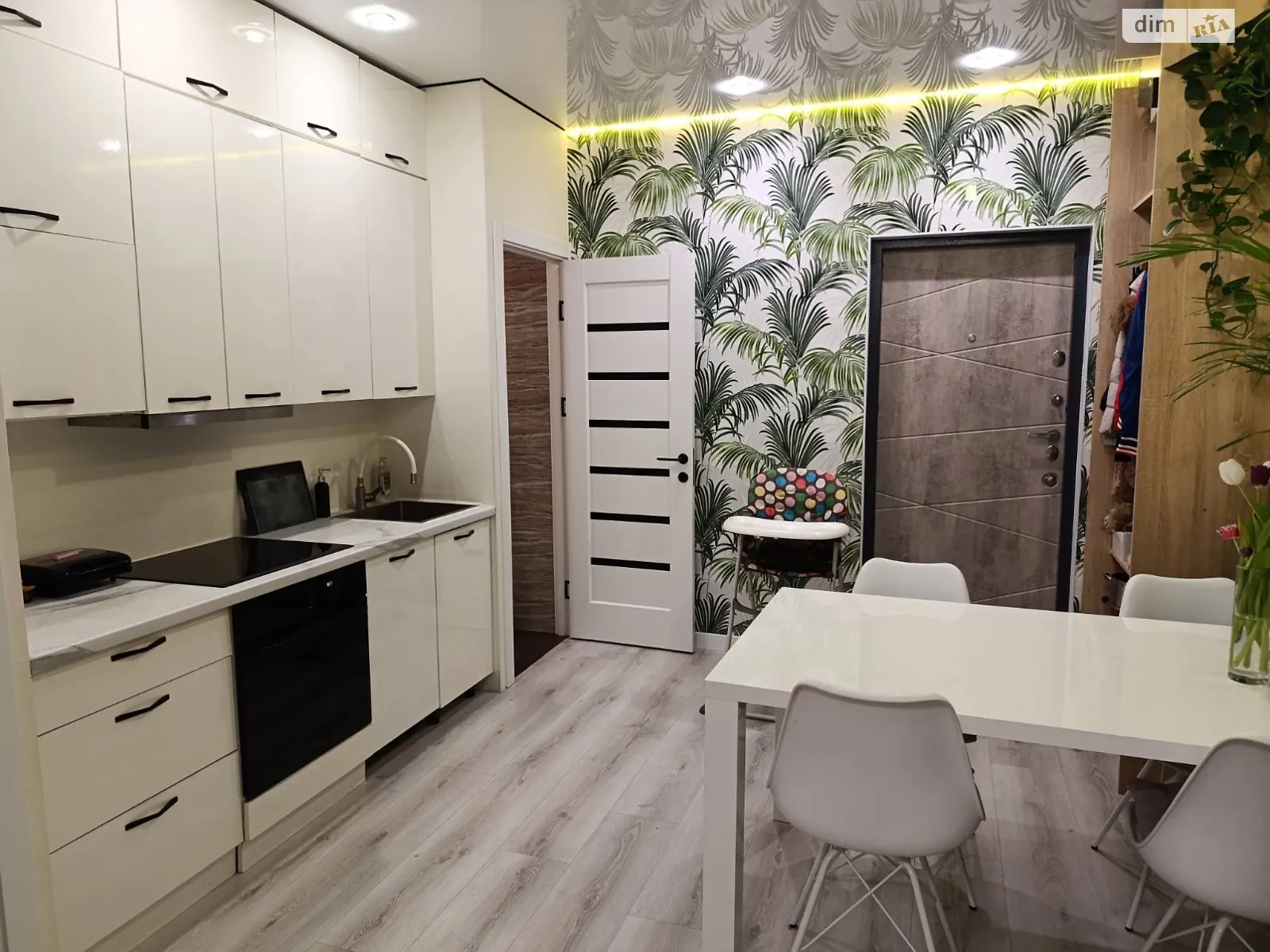 Продается 1-комнатная квартира 40 кв. м в Виннице, ул. 600-летия - фото 1