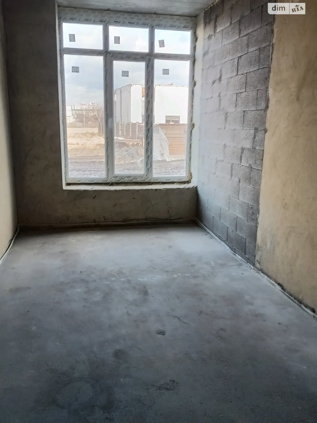 Продается 1-комнатная квартира 26 кв. м в Буче, ул. Гостомельская, 2Б - фото 1