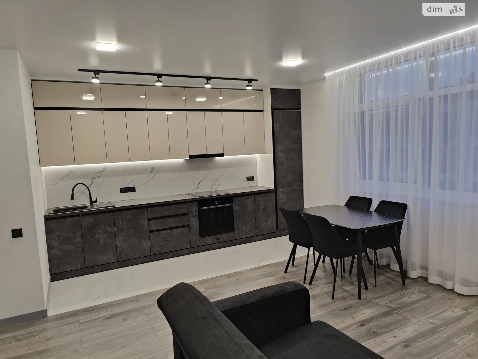 Продается 2-комнатная квартира 69.05 кв. м в Киеве, ул. Александра Олеся, 1 - фото 1