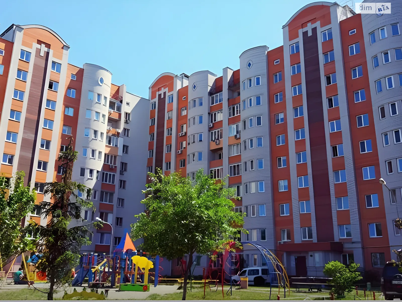 Продается 1-комнатная квартира 56.3 кв. м в Буче, ул. Тарасовская, 8А - фото 1