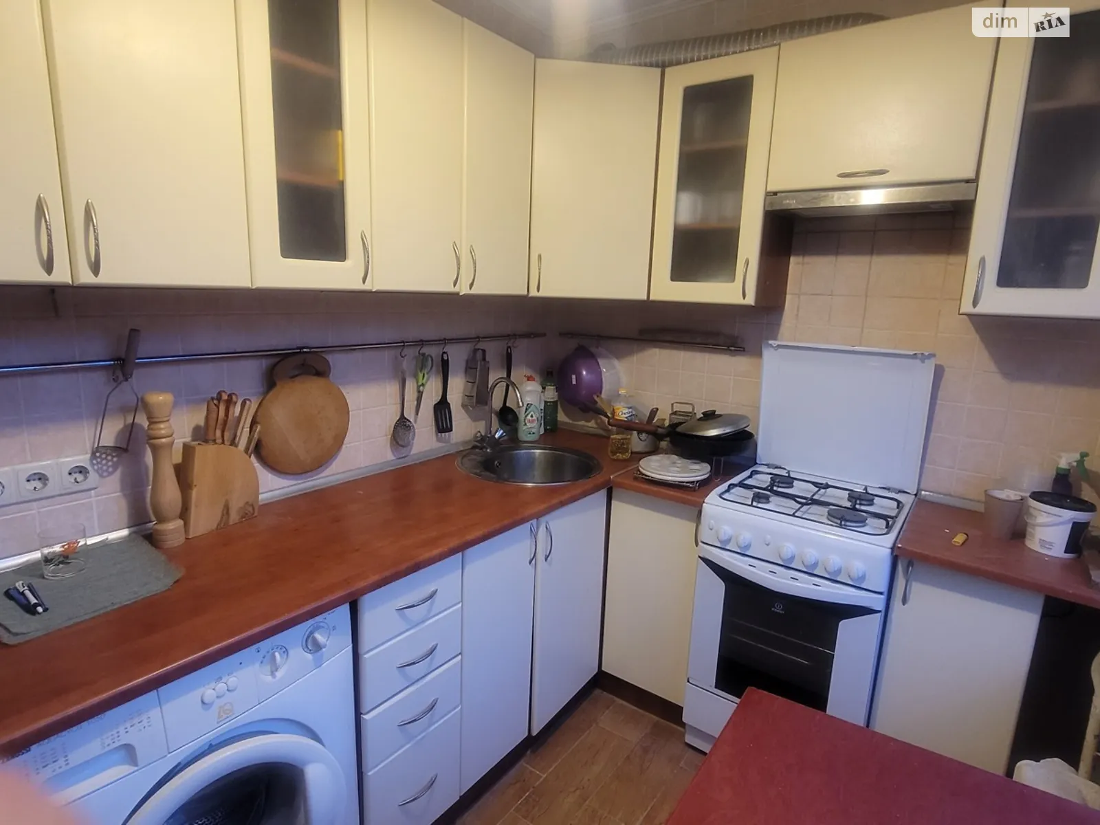Продається 3-кімнатна квартира 60 кв. м у Харкові, вул. Космонавтів, 4 - фото 1