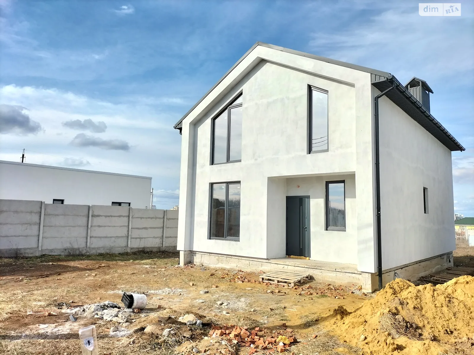 Продається будинок 2 поверховий 125 кв. м с басейном, цена: 104000 $ - фото 1