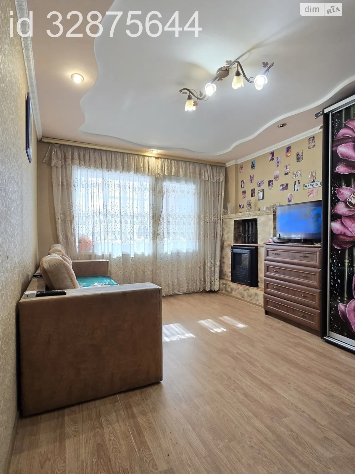 Продается 4-комнатная квартира 89.3 кв. м в Черновцах, ул. Корнея Толстюка(Достоевского Федора) - фото 1