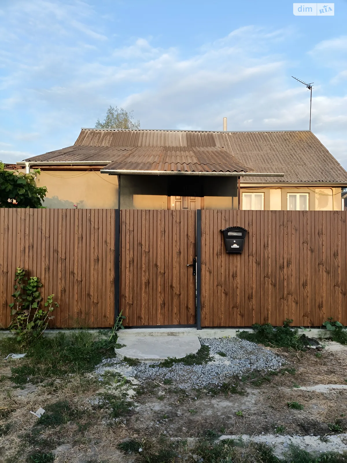 Продається одноповерховий будинок 55 кв. м з гаражем, цена: 27000 $ - фото 1