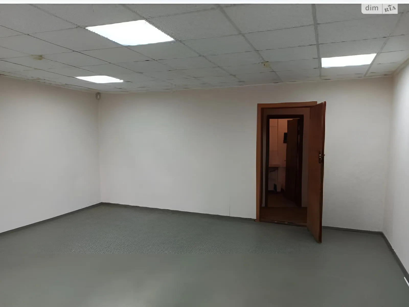 Продается помещения свободного назначения 42 кв. м в 1-этажном здании, цена: 38000 $ - фото 1