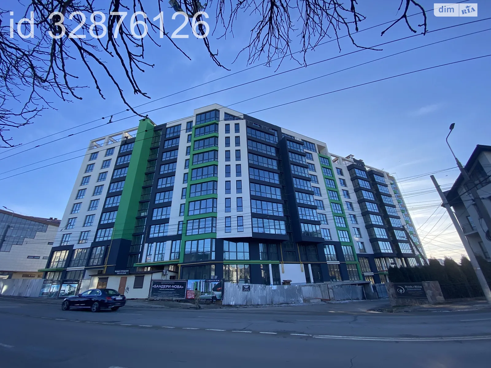 3-комнатная квартира 97.33 кв. м в Тернополе, просп. Бандеры Степана, 46-48 - фото 1