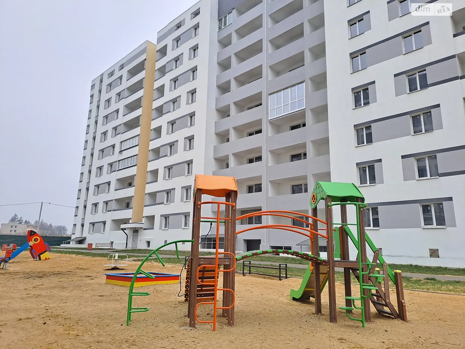 Продається 1-кімнатна квартира 47 кв. м у Харкові, вул. Полтавський Шлях, 184А корпус 18 - фото 1