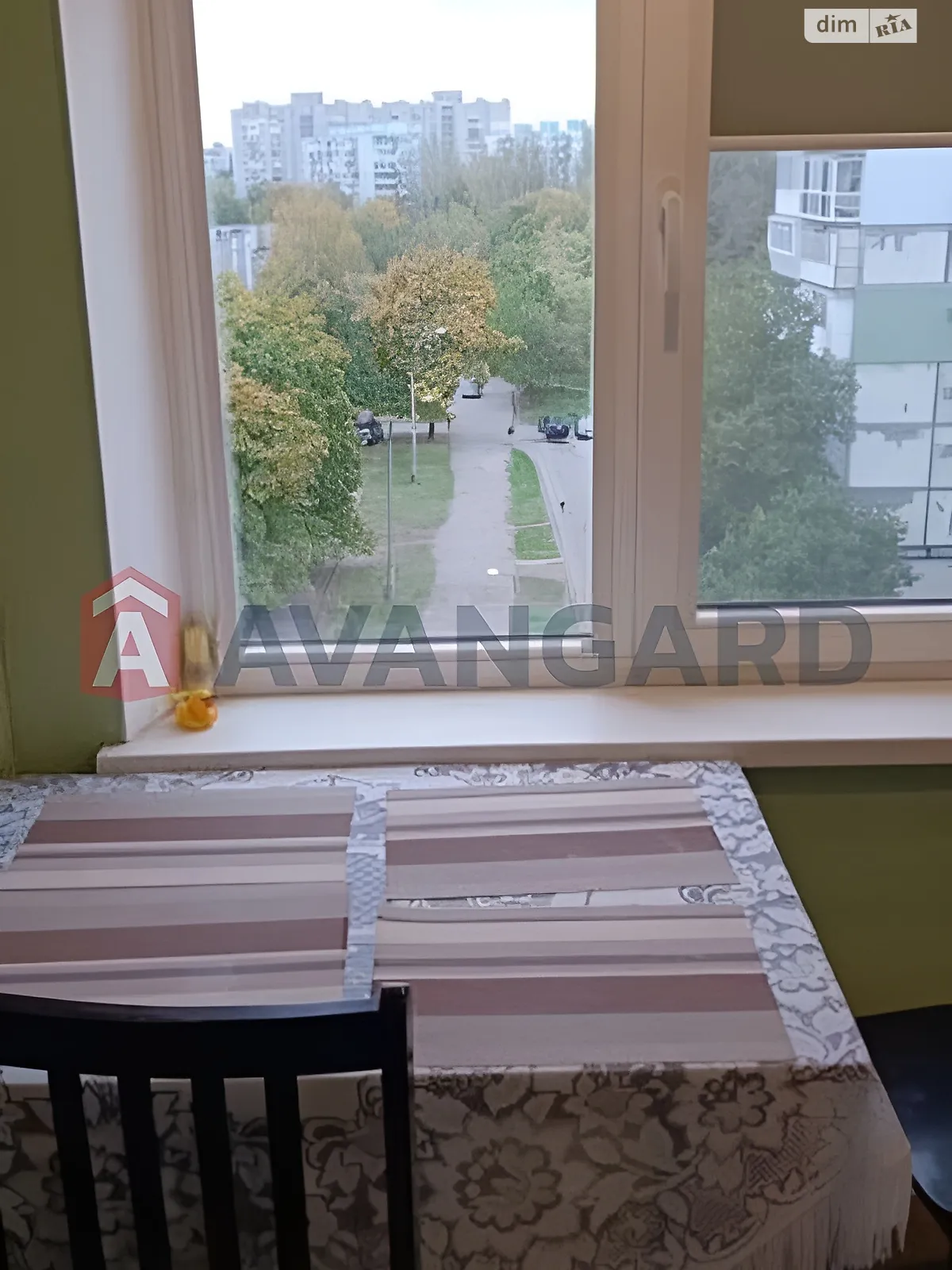 1-комнатная квартира 37 кв. м в Запорожье, ул. Героев 93-й бригады, 18 - фото 1