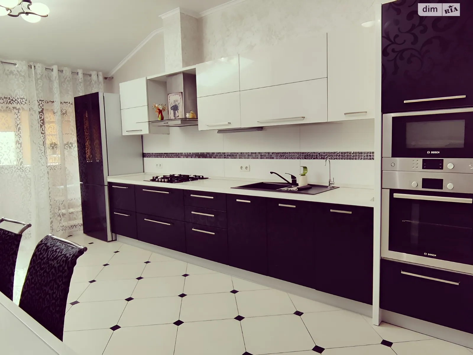 Продається 3-кімнатна квартира 101.6 кв. м у, цена: 120000 $ - фото 1