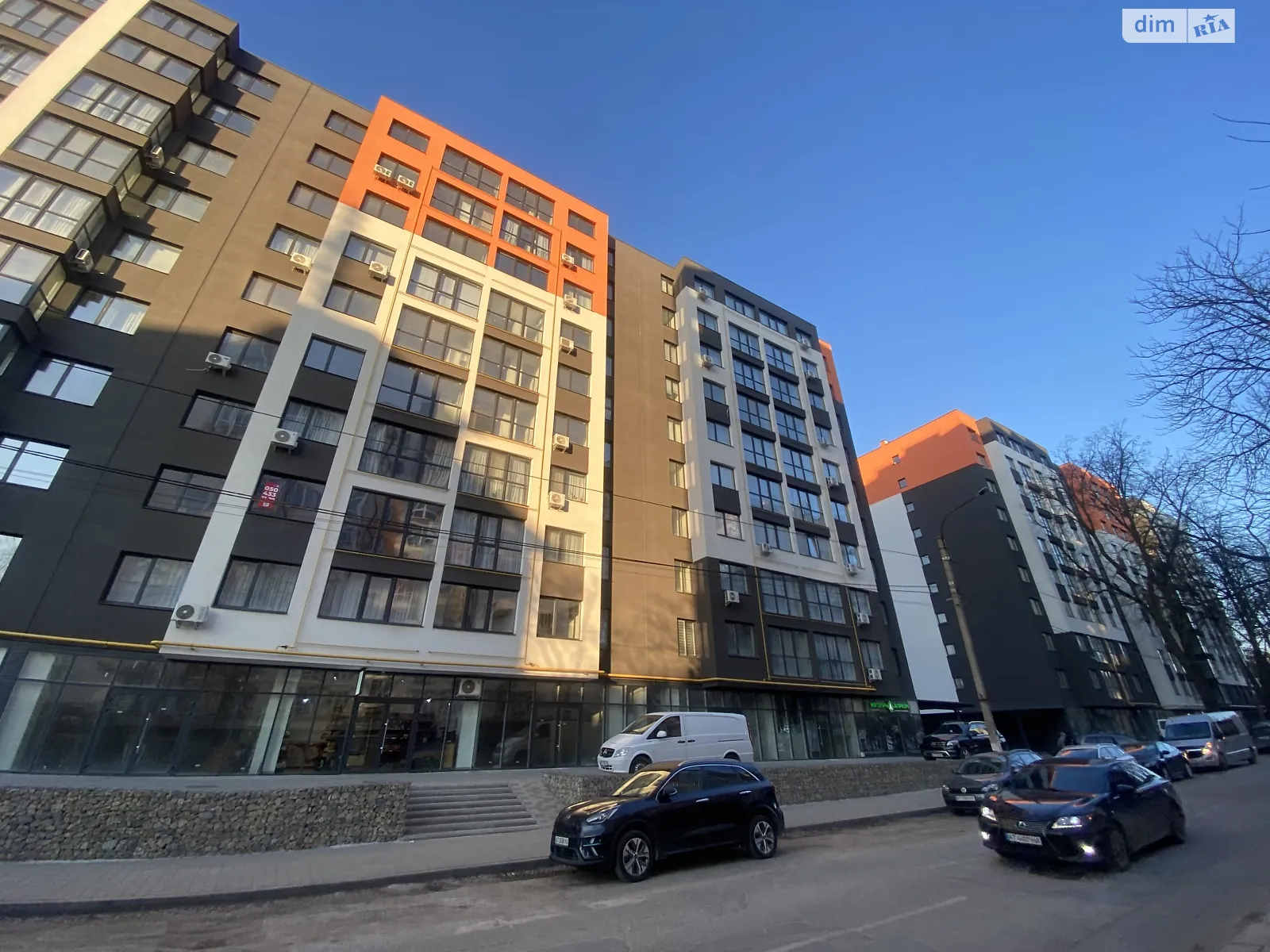 Продается 1-комнатная квартира 44.7 кв. м в Ивано-Франковске, ул. Национальной Гвардии, 3 - фото 1