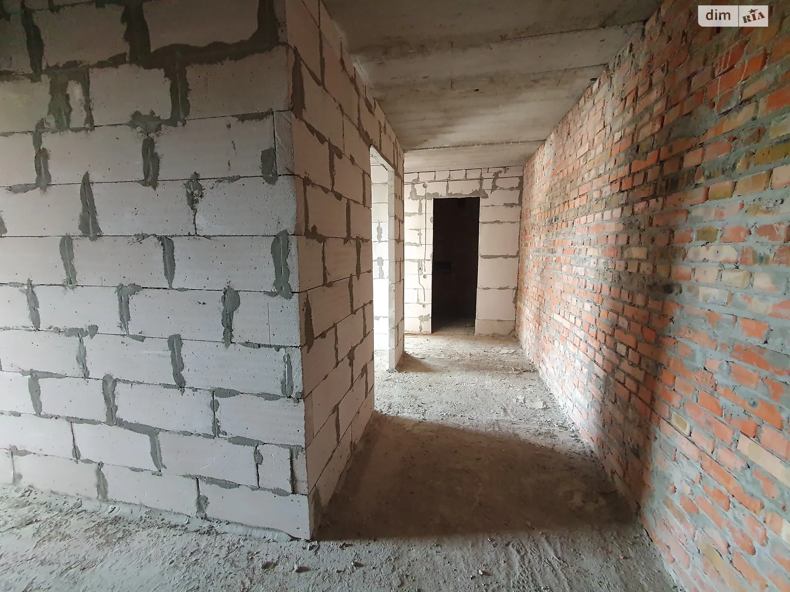 2-кімнатна квартира 61 кв. м у Тернополі, вул. Галицька, 9 - фото 1