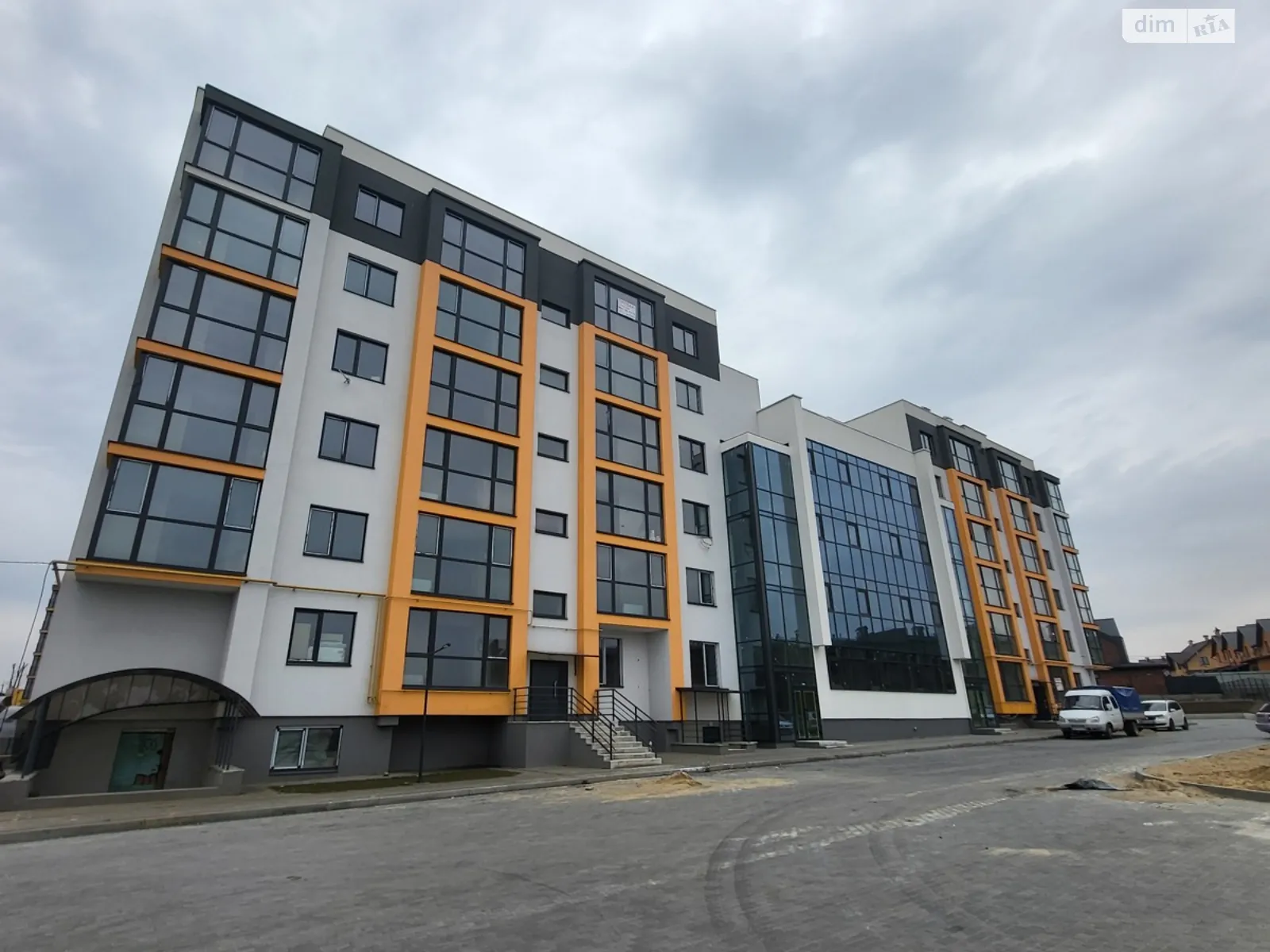 Продается 2-комнатная квартира 70 кв. м в Березиной, ул. Радужная - фото 1