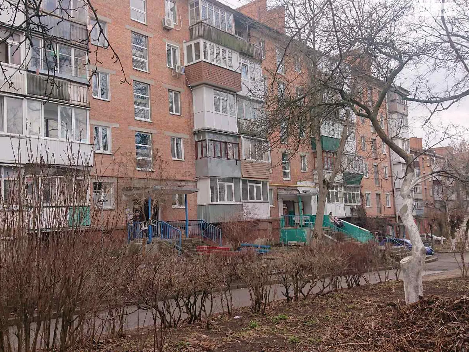 Продается 3-комнатная квартира 60.2 кв. м в Белой Церкви, ул. Вокзальная - фото 1