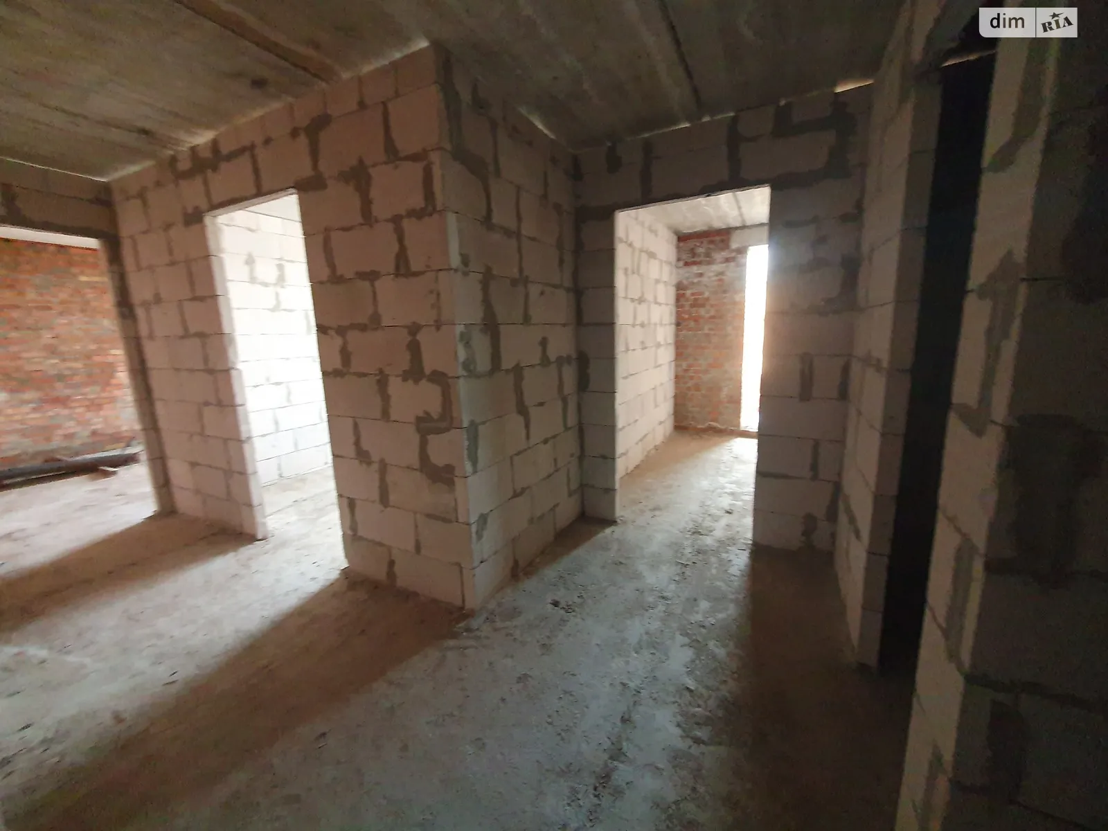 2-кімнатна квартира 64 кв. м у Тернополі, вул. Галицька, 9 - фото 1