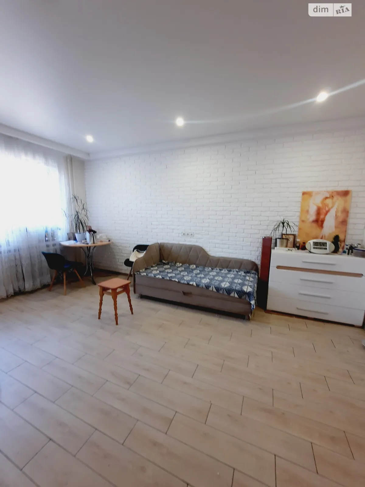 2-комнатная квартира 48 кв. м в Запорожье, ул. Энтузиастов - фото 1