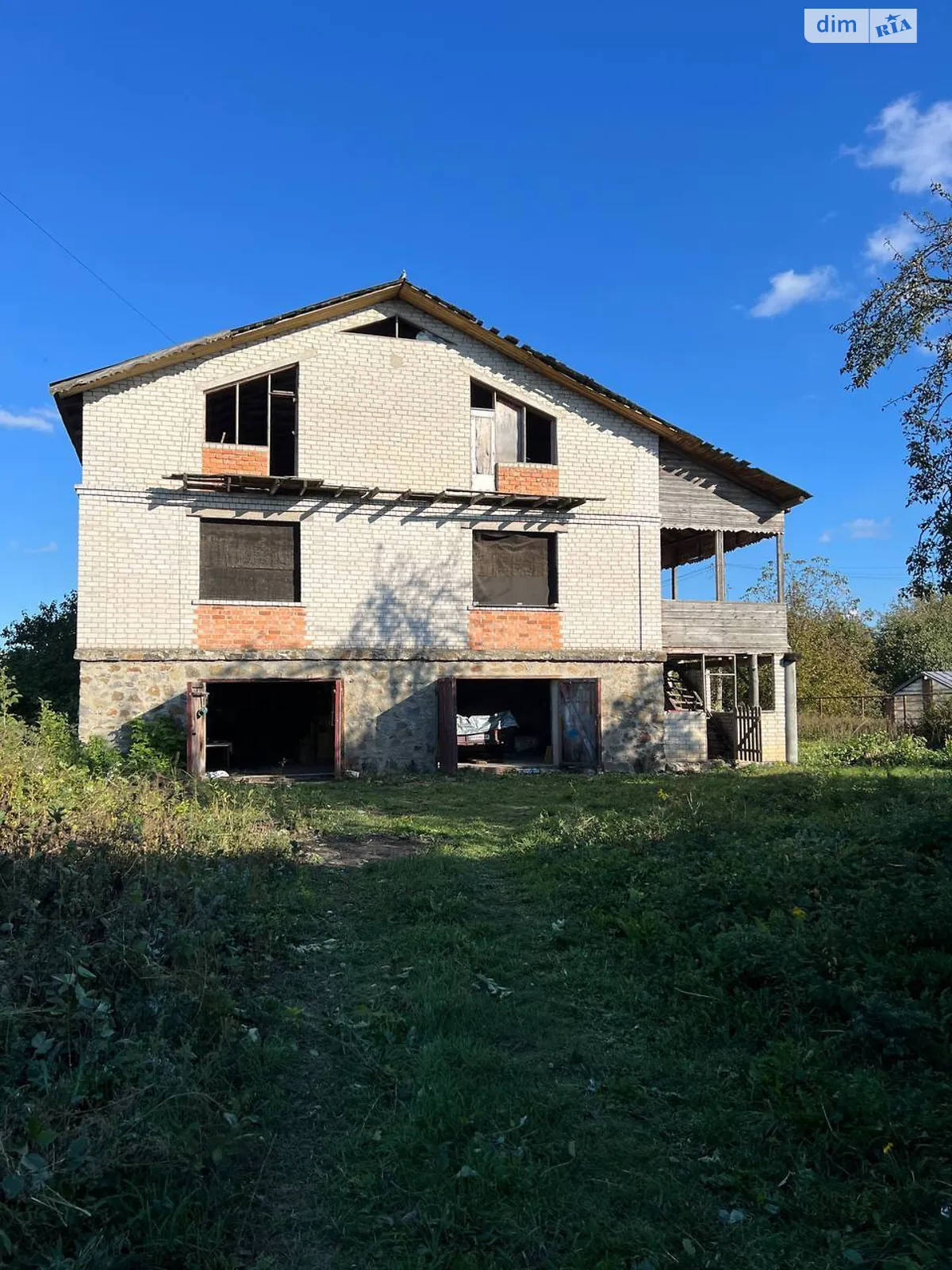 Продается дом на 2 этажа 374 кв. м с баней/сауной, цена: 38000 $ - фото 1