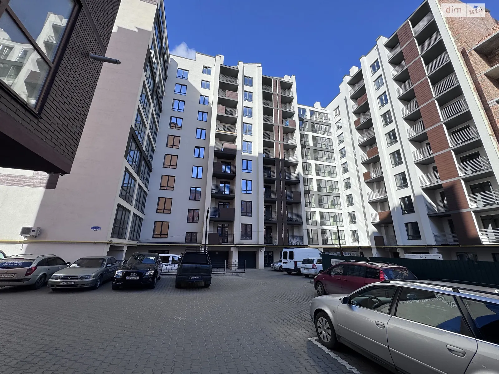 Продается 3-комнатная квартира 89 кв. м в Хмельницком, ул. Довженко, 4А - фото 1