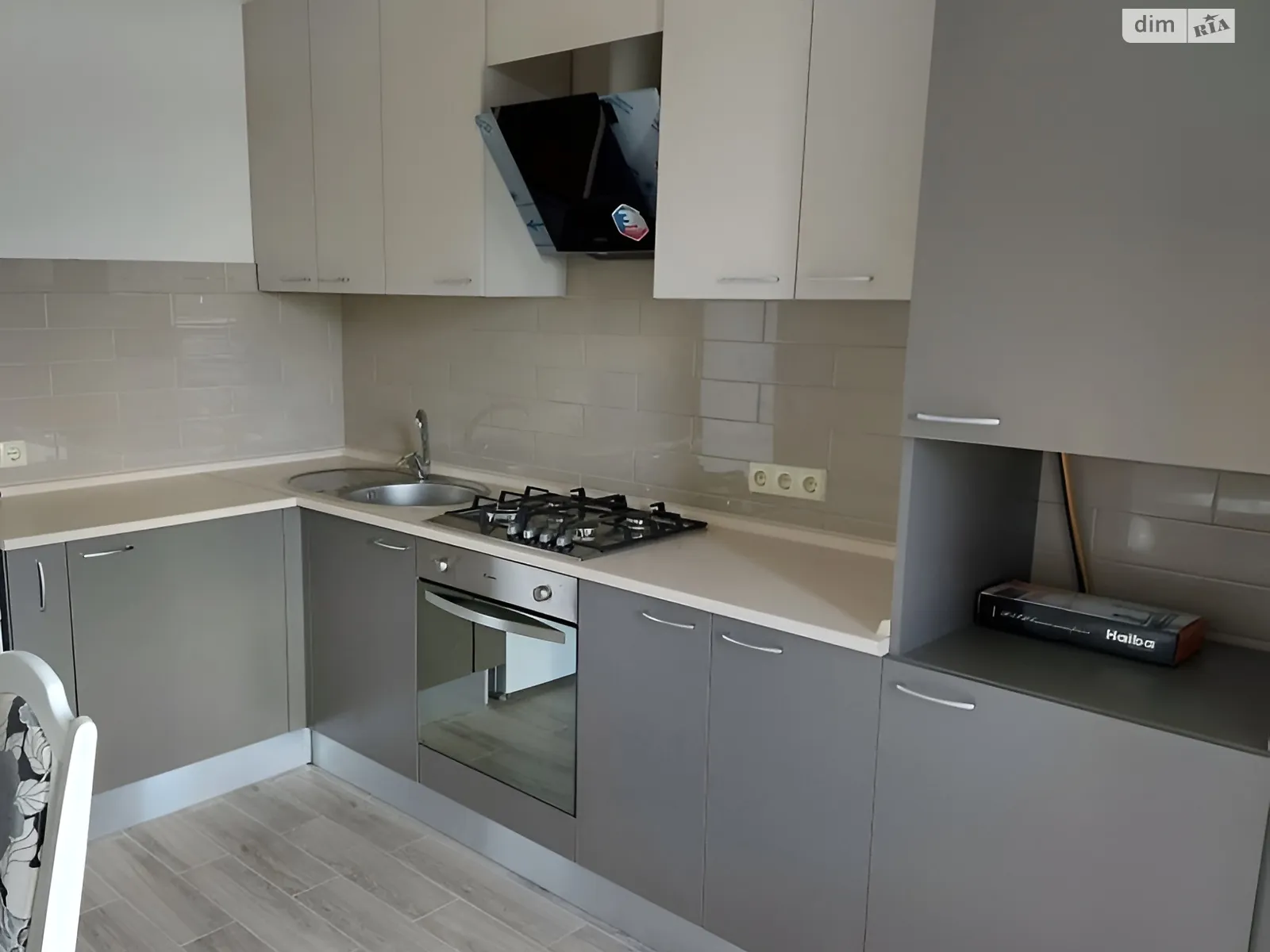 Здається в оренду 1-кімнатна квартира 48 кв. м у Львові, вул. Порохова - фото 1