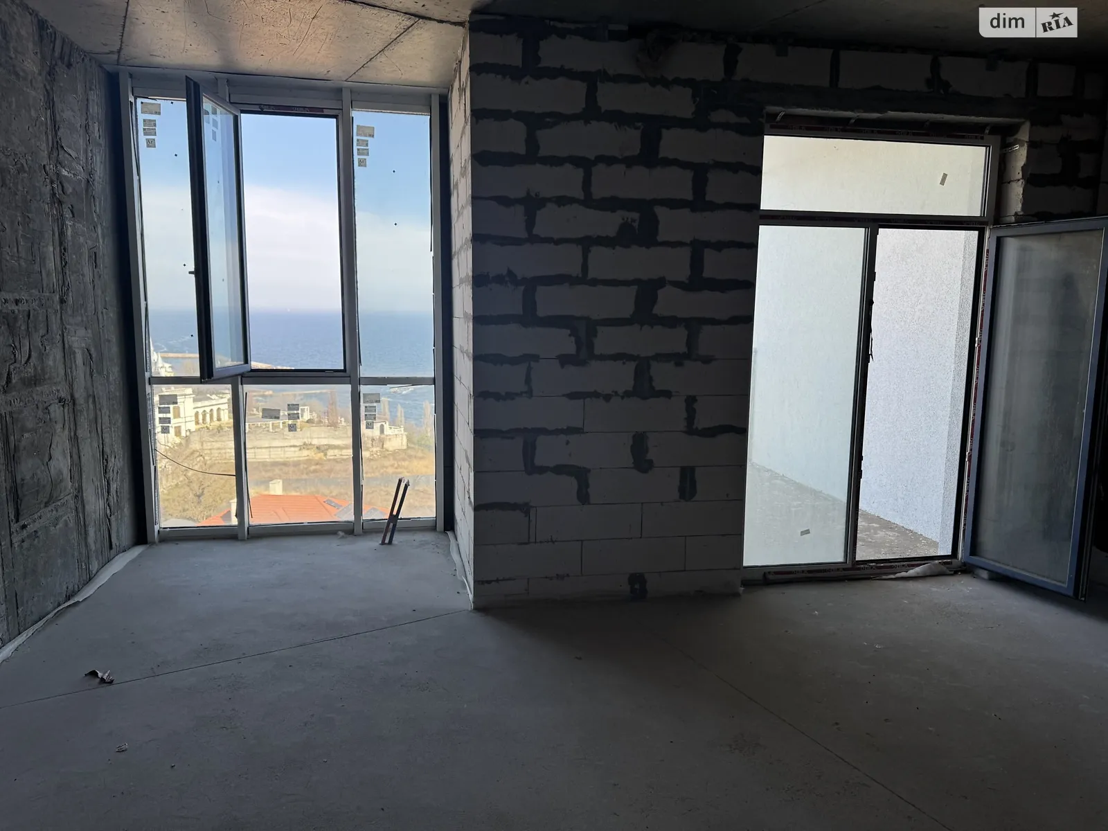 Продается 1-комнатная квартира 52 кв. м в Одессе, пер. Ванный, 1А - фото 1