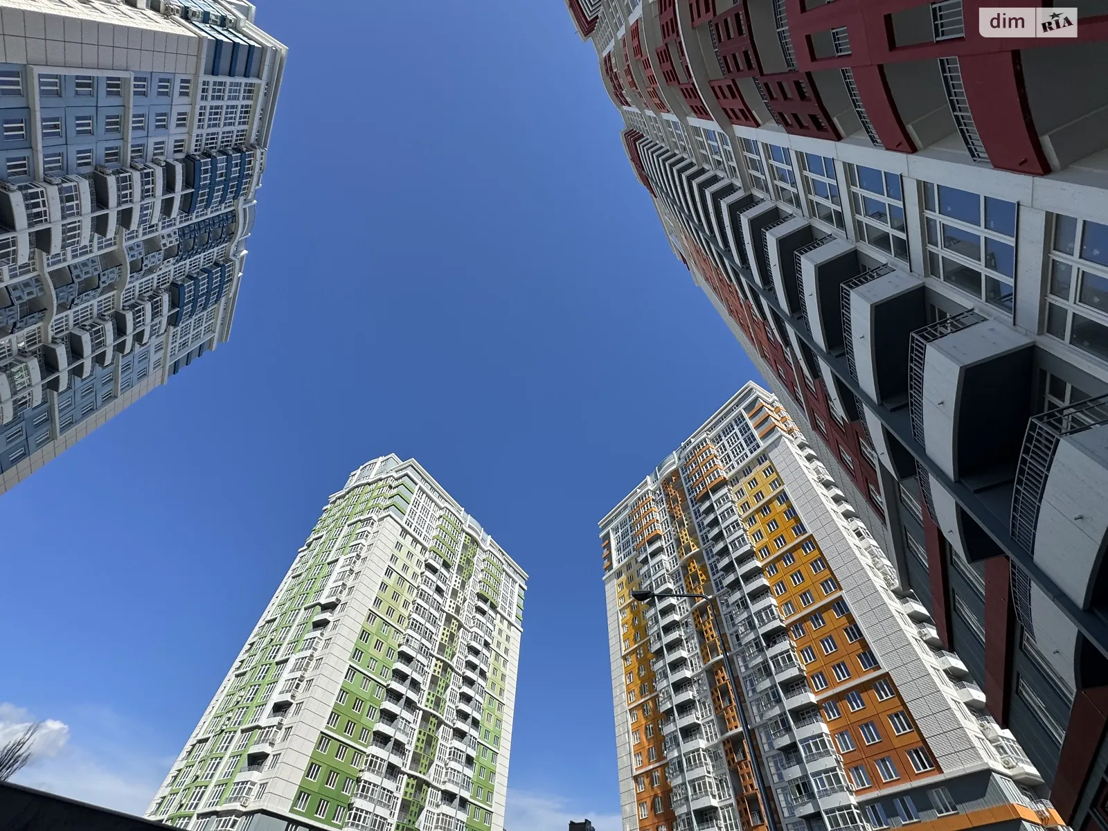 Продается 2-комнатная квартира 99.4 кв. м в Одессе, просп. Гагарина, 19 корпус 4 - фото 1