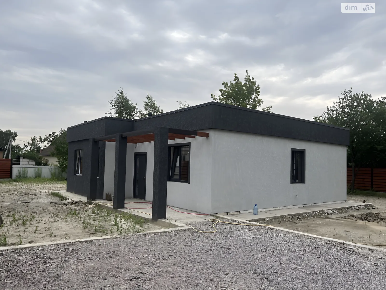 Продается одноэтажный дом 100 кв. м с садом, цена: 75000 $ - фото 1