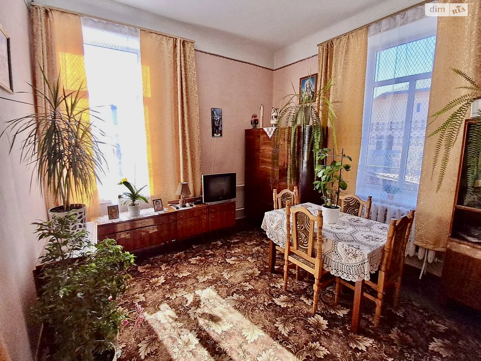 Продається 2-кімнатна квартира 45.8 кв. м у Чорткові, вул. Юрчинських - фото 1