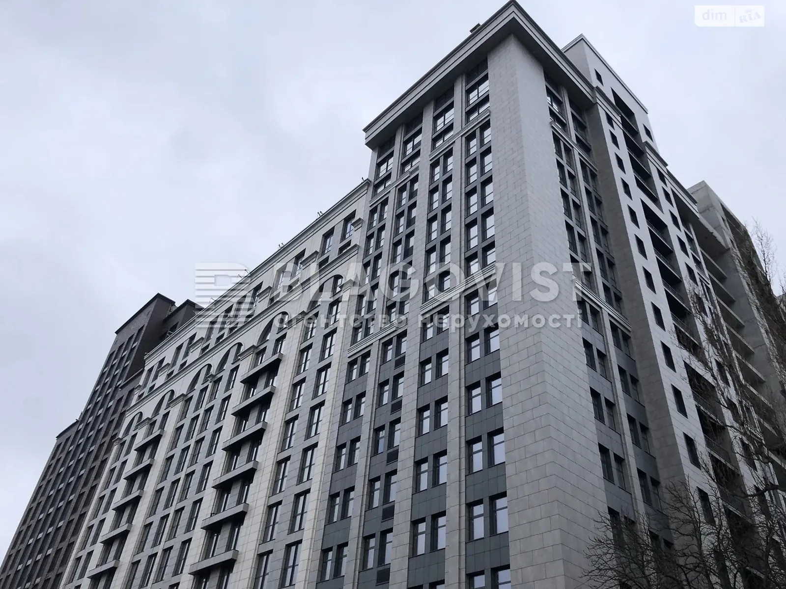 Продается 2-комнатная квартира 56 кв. м в Киеве, ул. Предславинская, 35 - фото 1