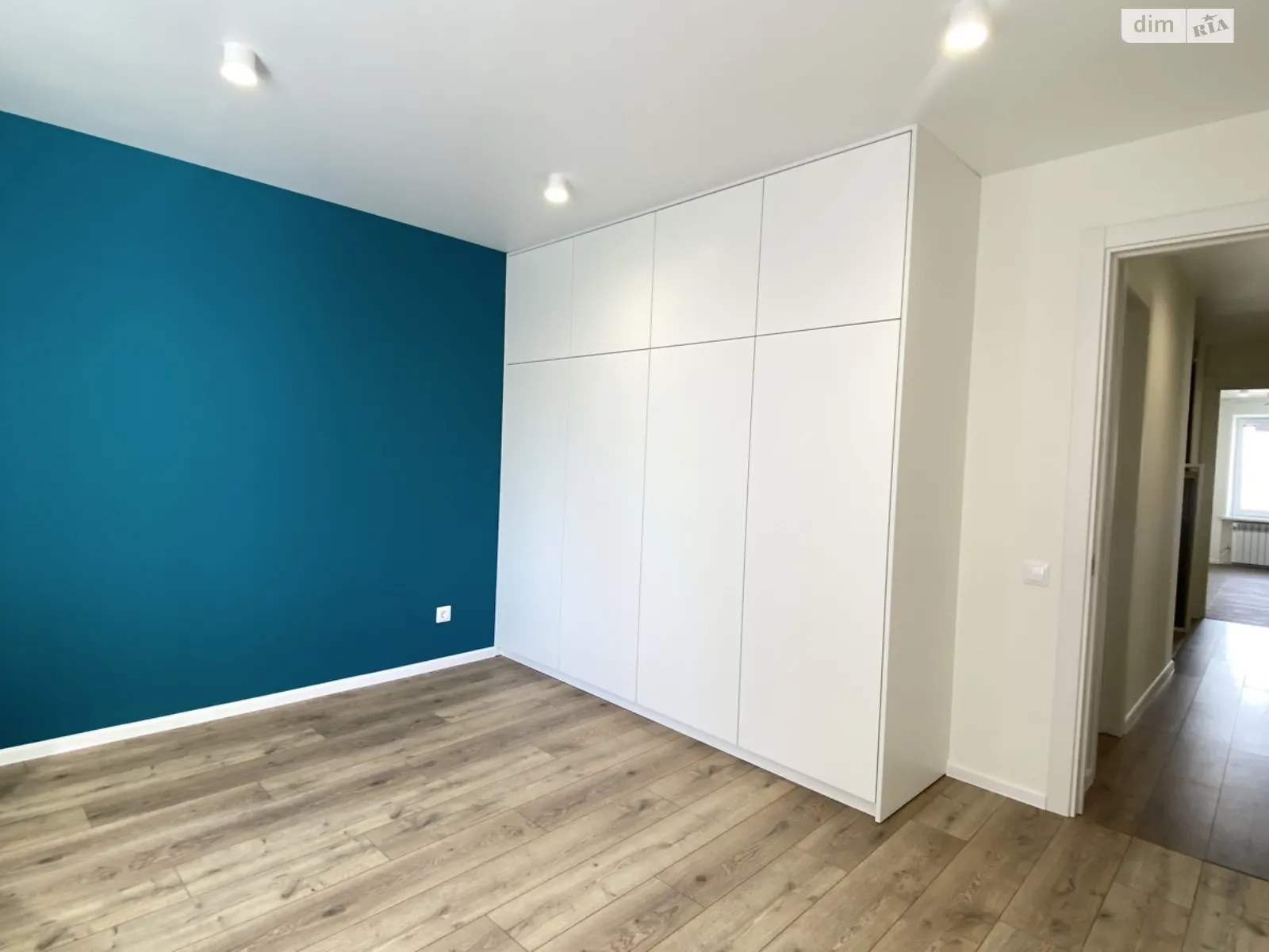 Продается 3-комнатная квартира 75.4 кв. м в Днепре, ул. Юрия Липы(Усенко), 23А - фото 1