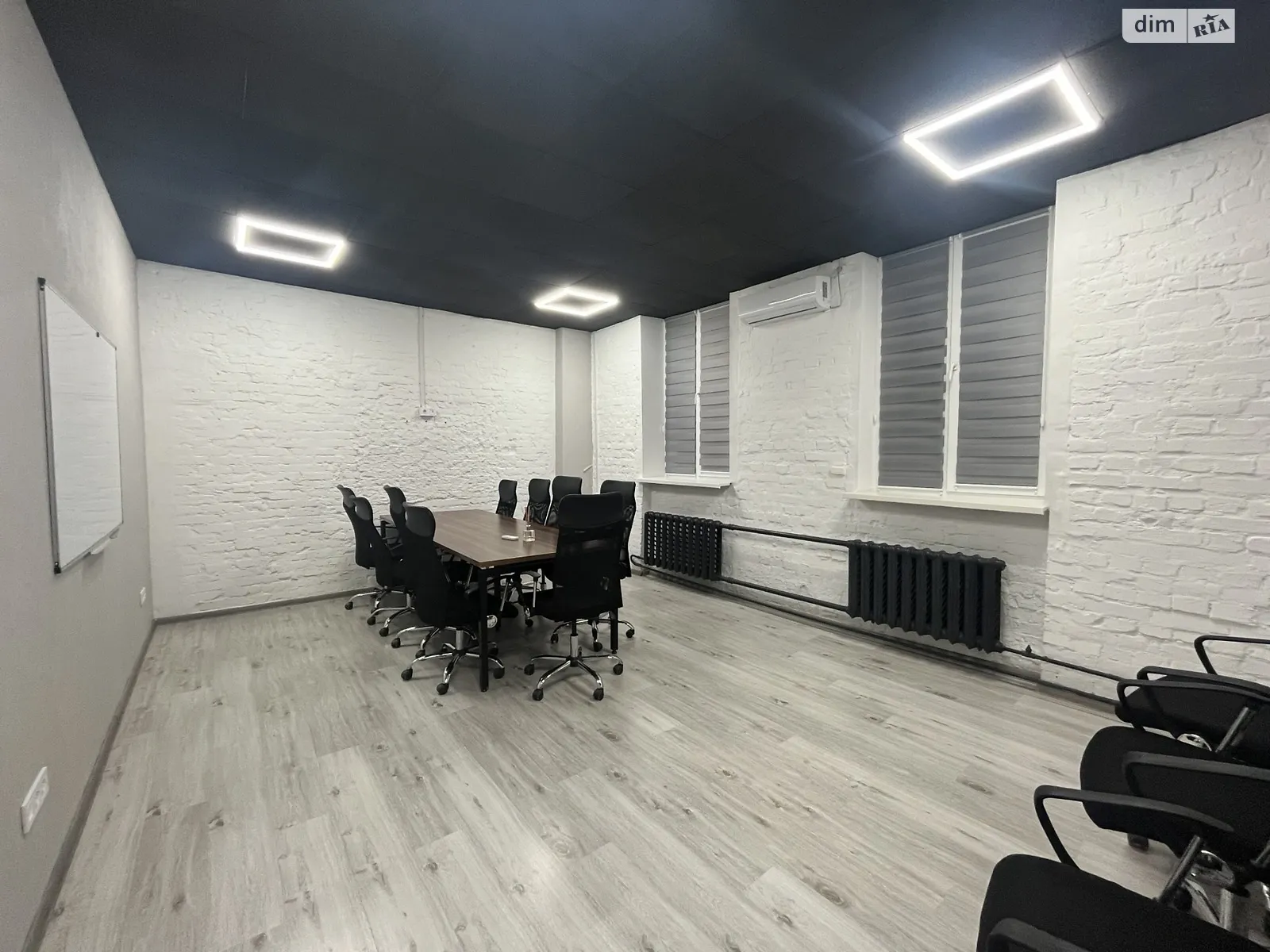 Сдается в аренду помещения свободного назначения 130 кв. м в 5-этажном здании, цена: 40000 грн - фото 1