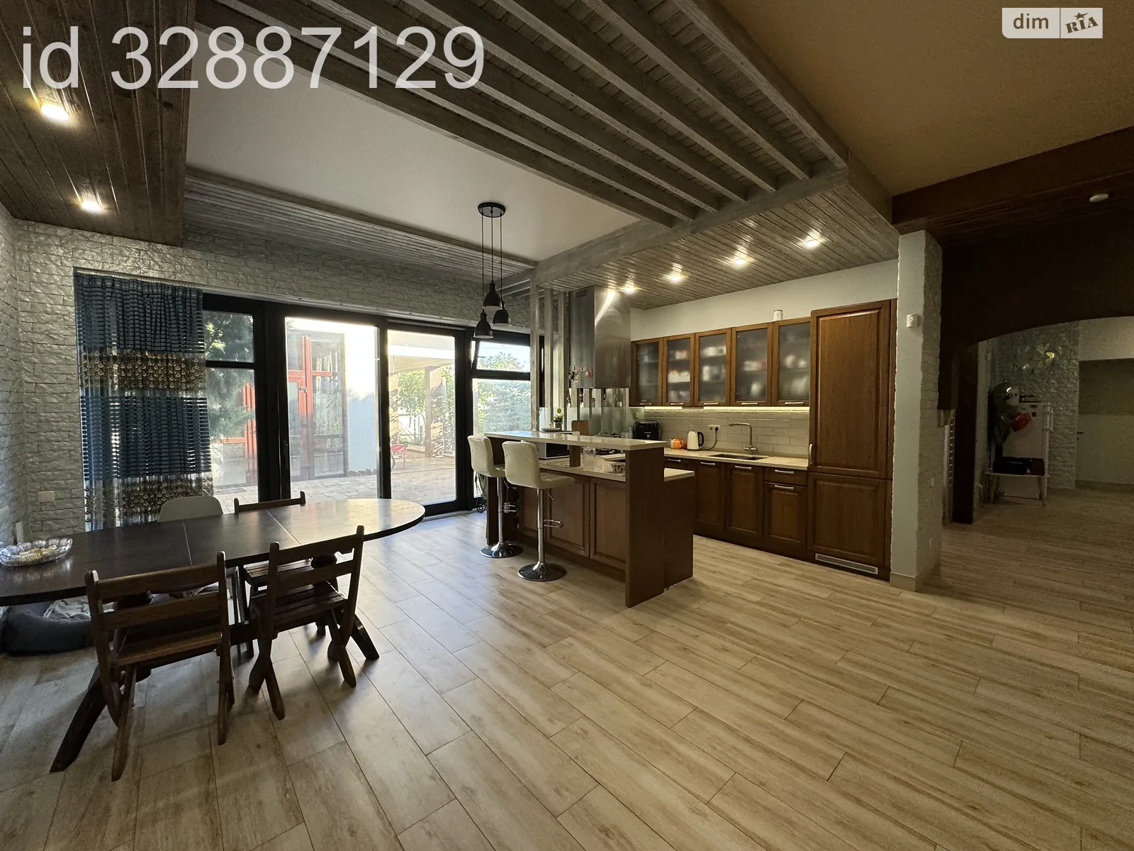 Продається одноповерховий будинок 130.4 кв. м з подвалом, цена: 330000 $ - фото 1