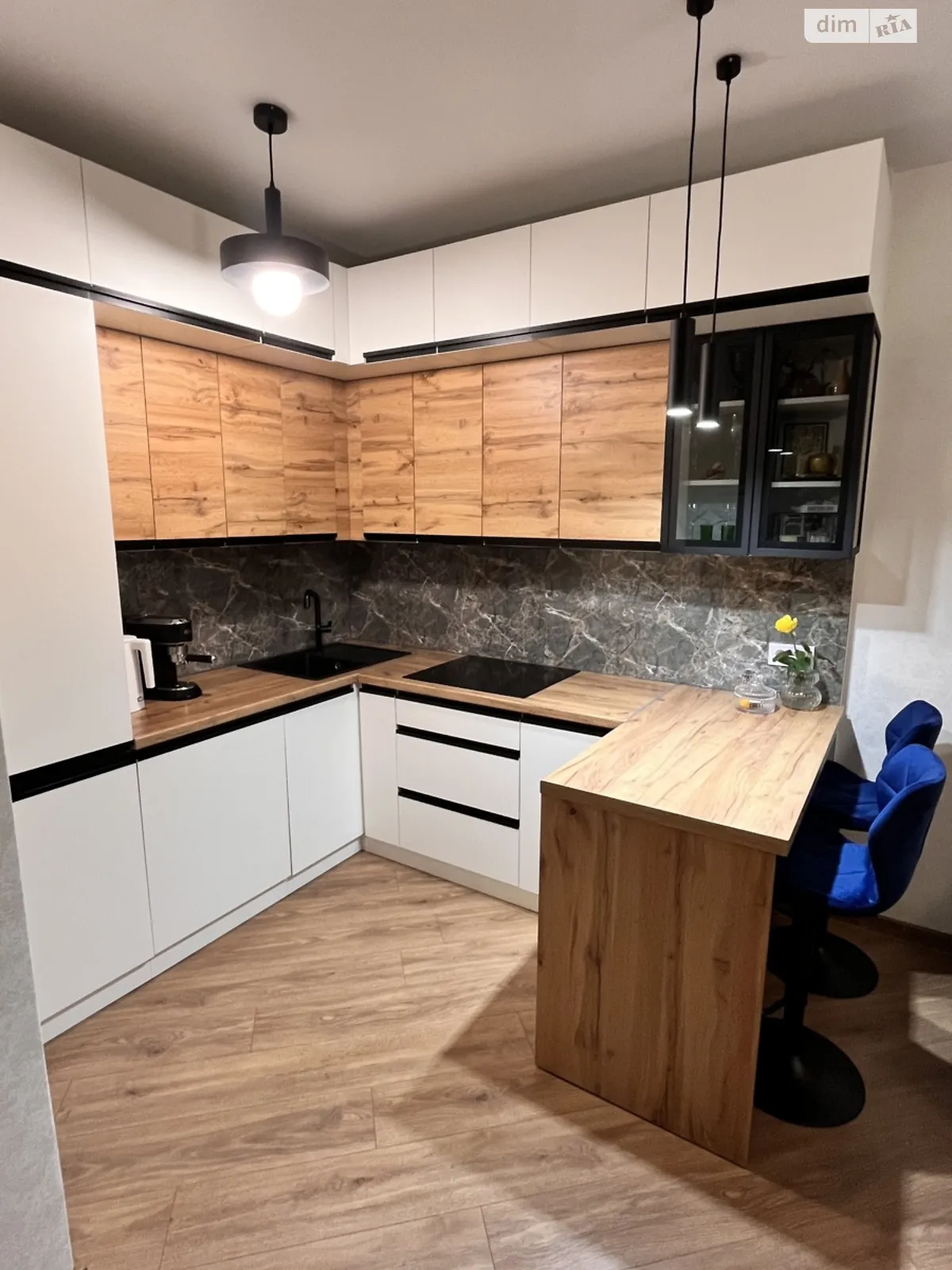 Продается 1-комнатная квартира 34 кв. м в Одессе, ул. Инглези - фото 1