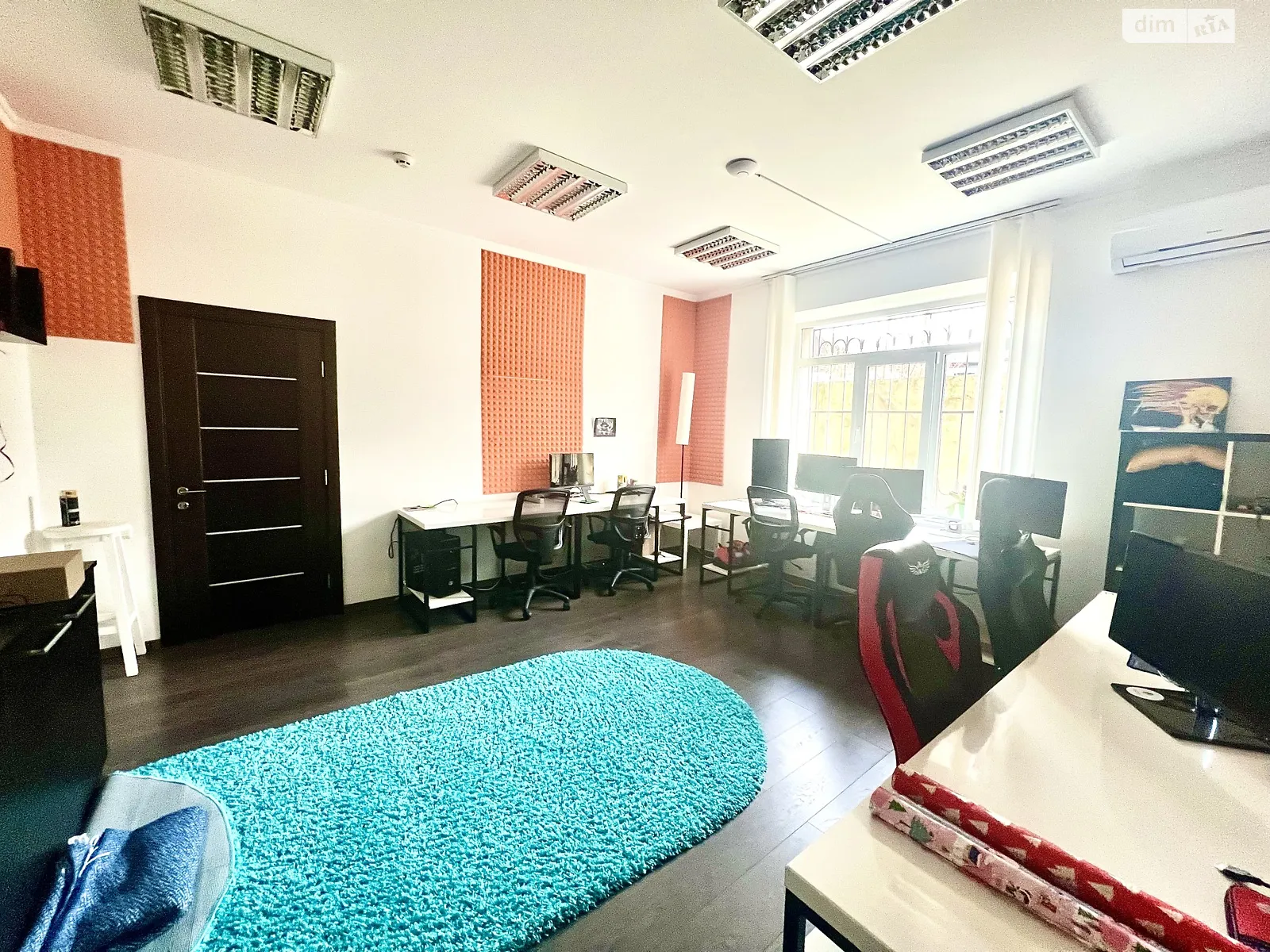 Сдается в аренду помещения свободного назначения 350.9 кв. м в 9-этажном здании, цена: 2500 $ - фото 1