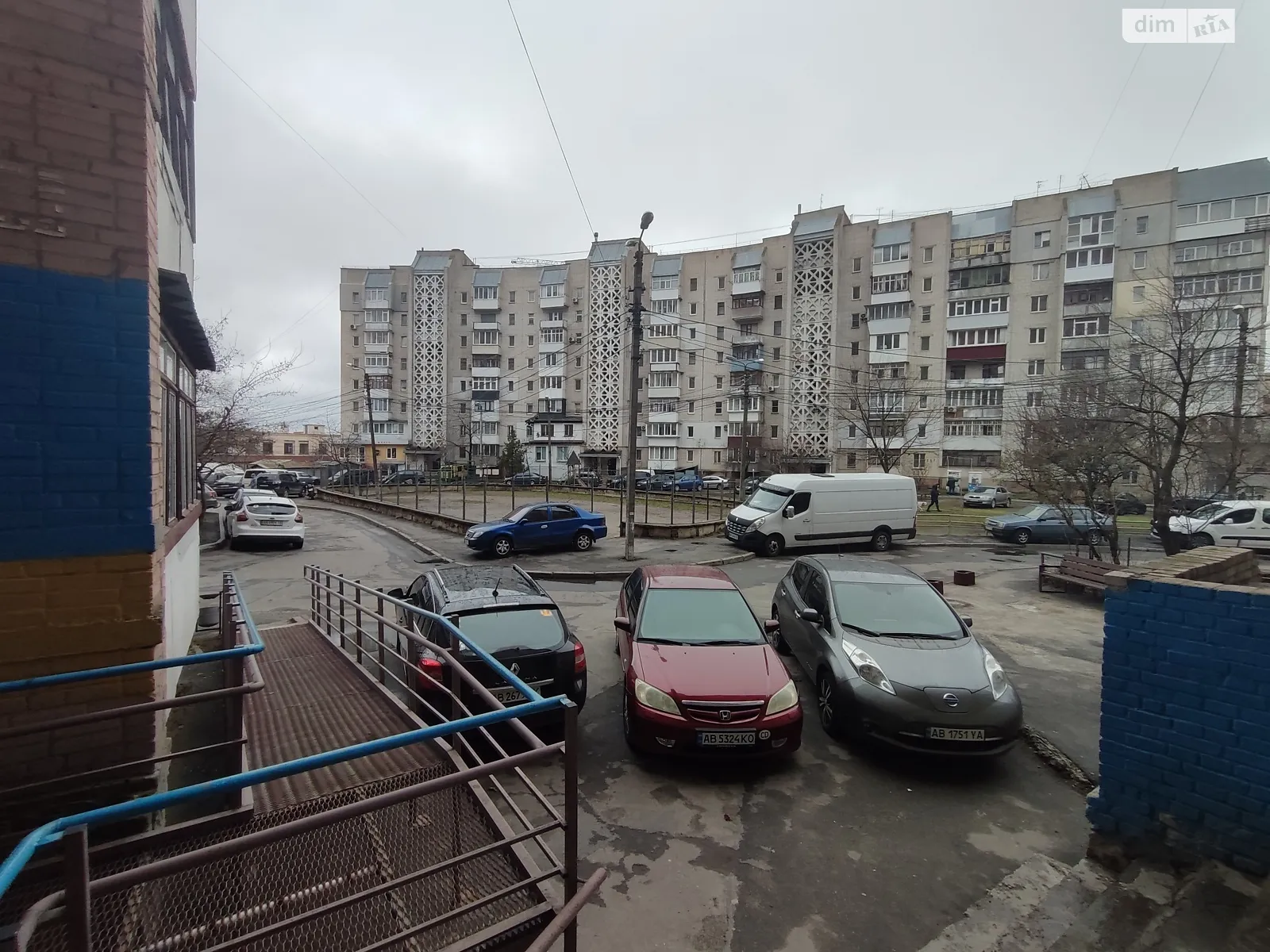 Продается 3-комнатная квартира 86 кв. м в Виннице, ул. Привокзальная - фото 1