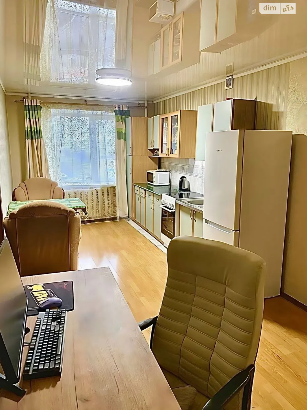 Продается 1-комнатная квартира 57.1 кв. м в Киеве, просп. Николая  Бажана, 24/1 - фото 1