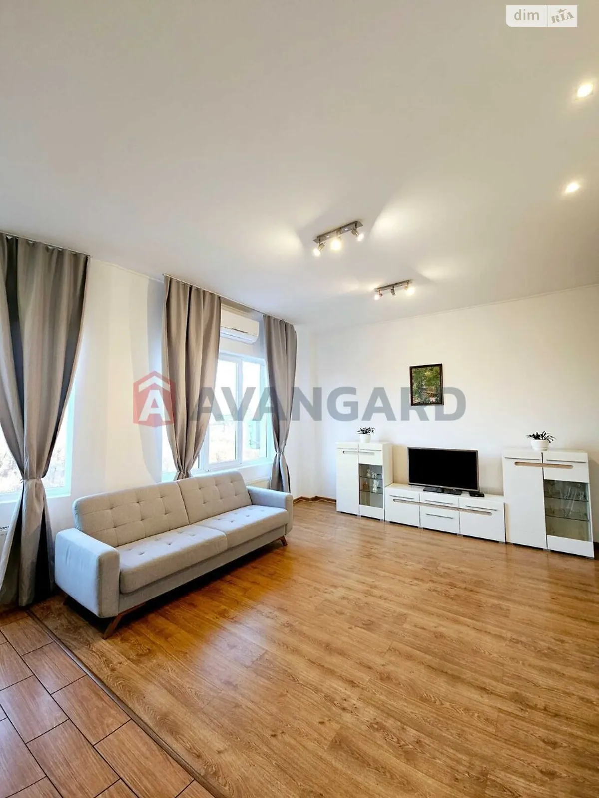 3-комнатная квартира 81 кв. м в Запорожье, цена: 60000 $ - фото 1