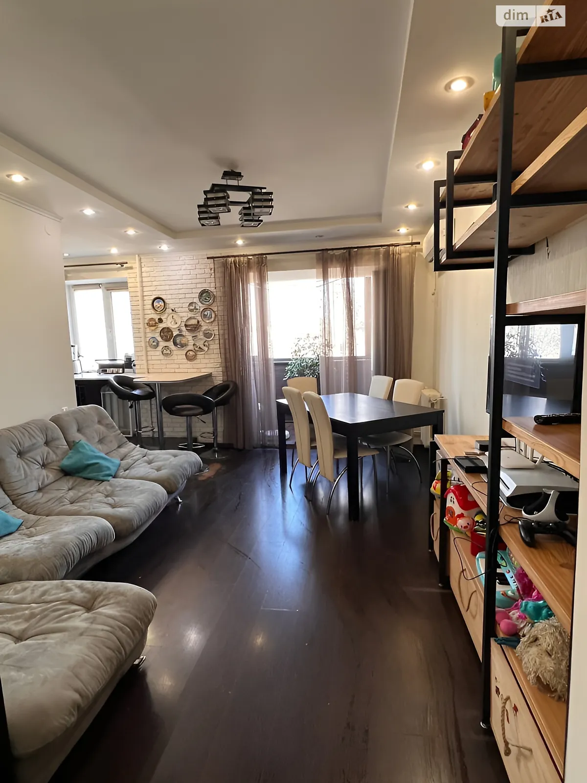 Продається 3-кімнатна квартира 56.6 кв. м у Дніпрі, цена: 33500 $ - фото 1