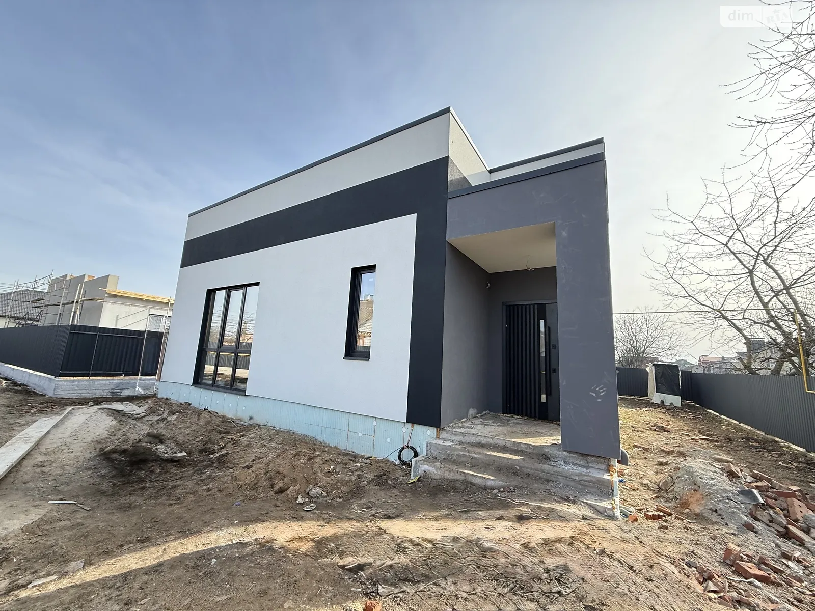 Продается одноэтажный дом 110 кв. м с садом, цена: 135000 $ - фото 1