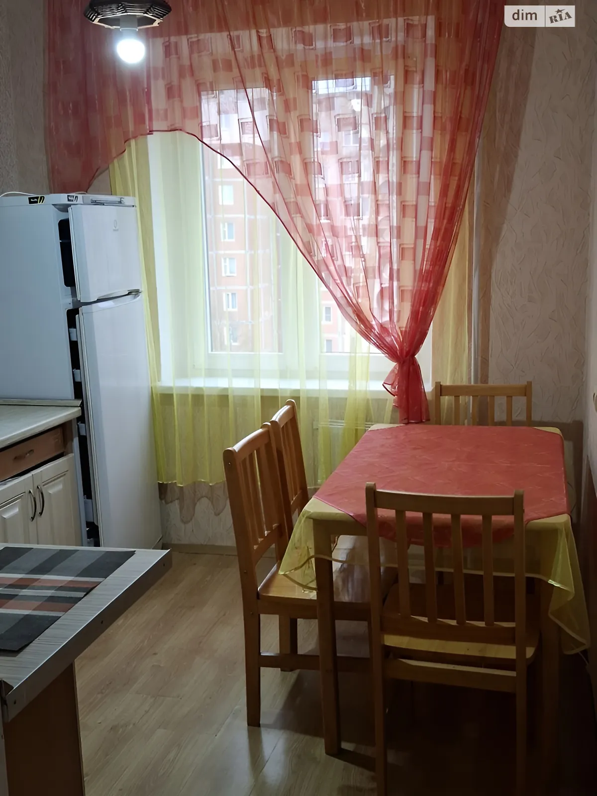 Продается 2-комнатная квартира 49 кв. м в Ровно, ул. Шухевича Романа, 26 - фото 1