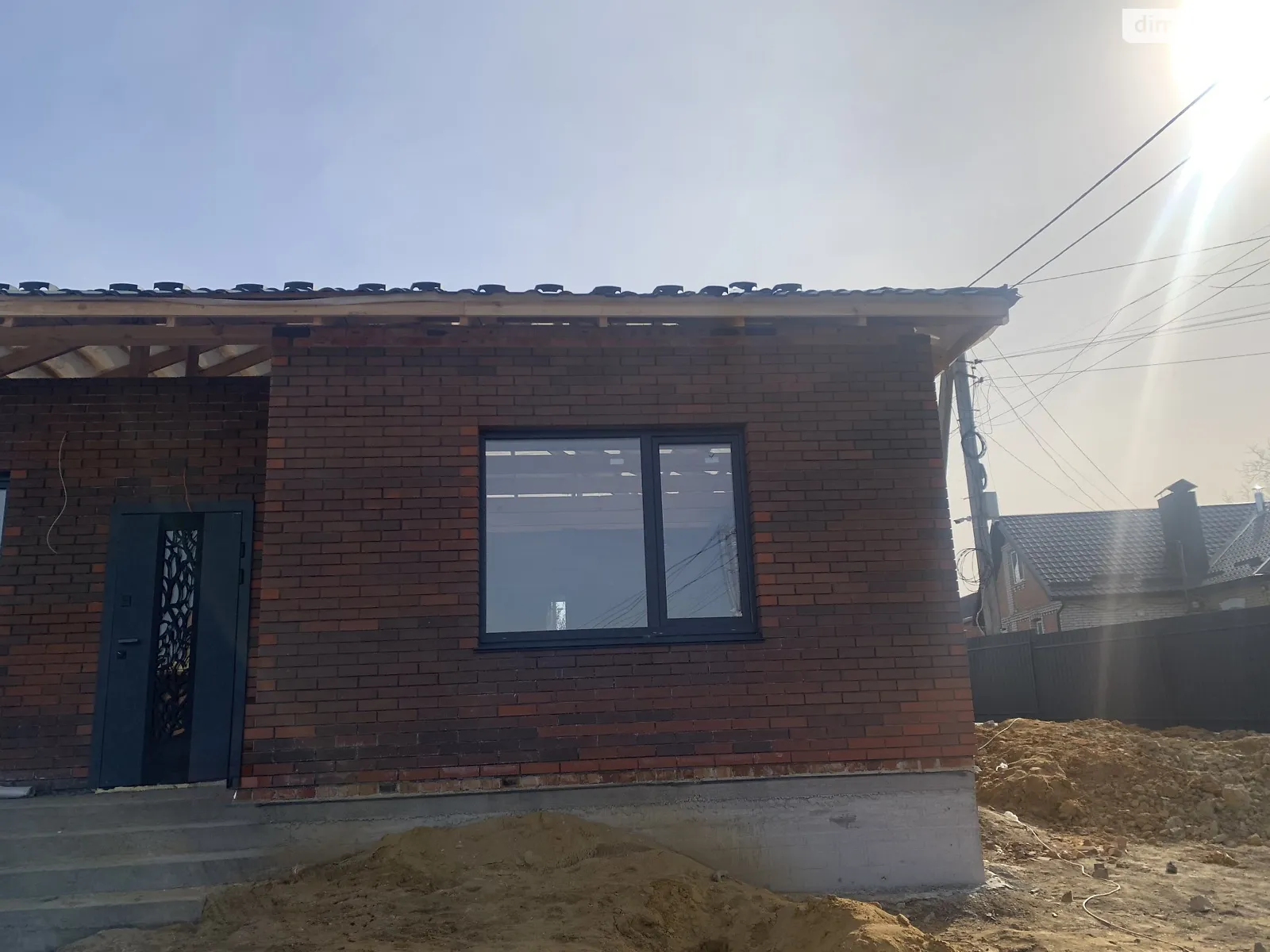 Продается одноэтажный дом 70 кв. м с гаражом, цена: 69000 $ - фото 1