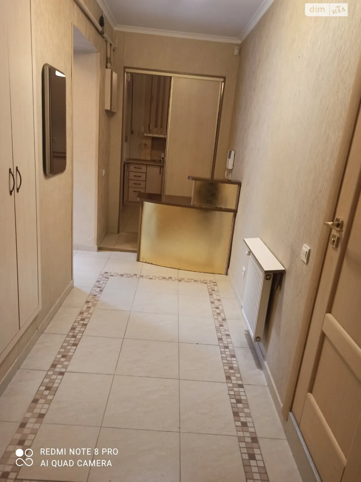 Сдается в аренду офис 43.3 кв. м в бизнес-центре, цена: 20000 грн - фото 1