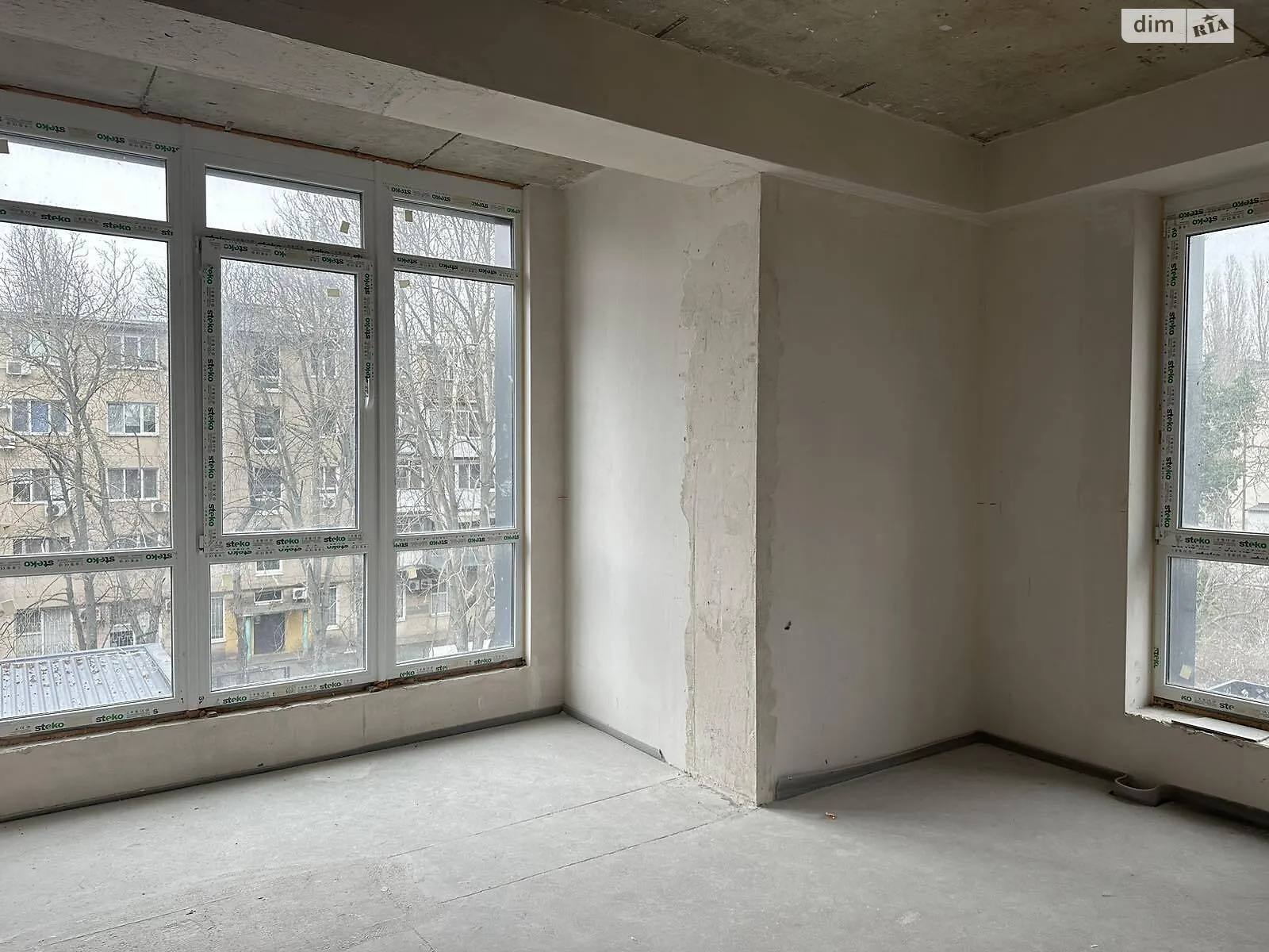 Продається 1-кімнатна квартира 43.7 кв. м у Одесі, ул. Космонавтів - фото 1