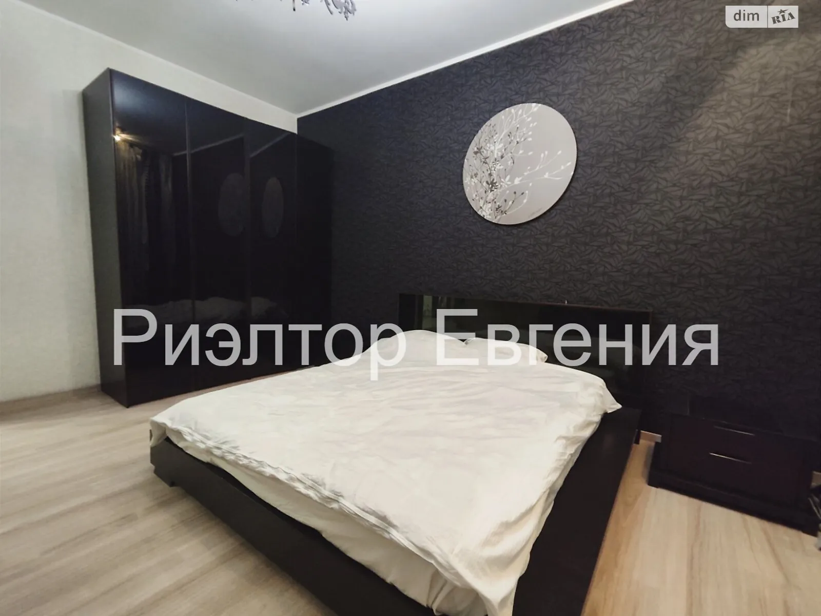 Здається в оренду 1-кімнатна квартира 55 кв. м у Одесі, вул. Святослава Караванського(Жуковського), 33 - фото 1