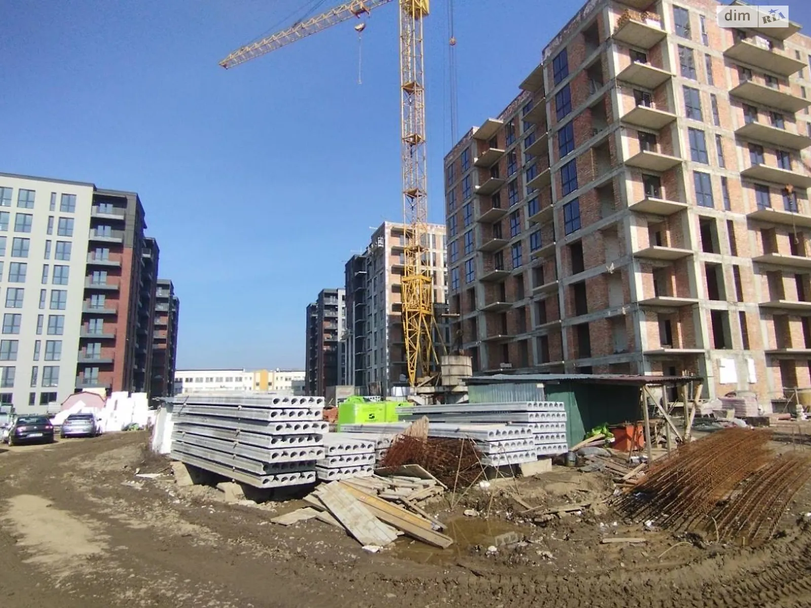 Продается 1-комнатная квартира 37 кв. м в Ужгороде, ул. Легоцкого - фото 1