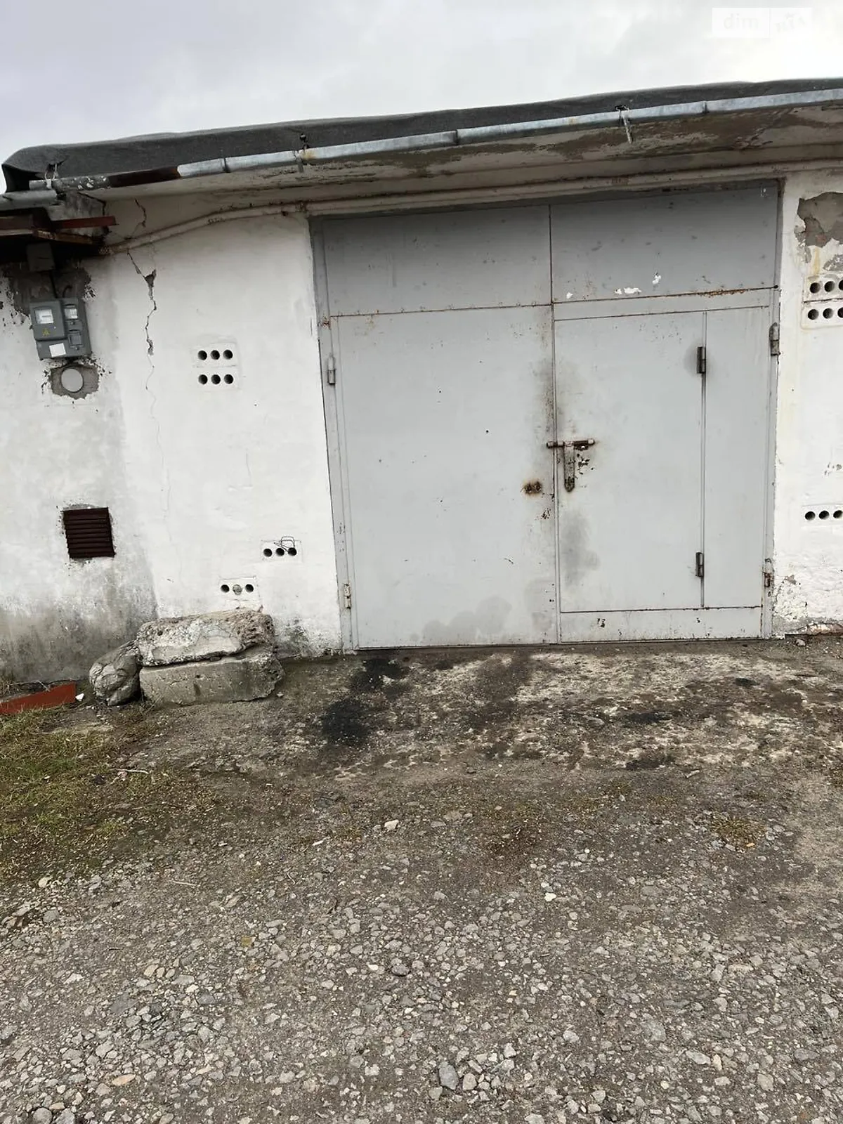 Продается место в гаражном кооперативе под легковое авто на 24 кв. м, цена: 6300 $ - фото 1
