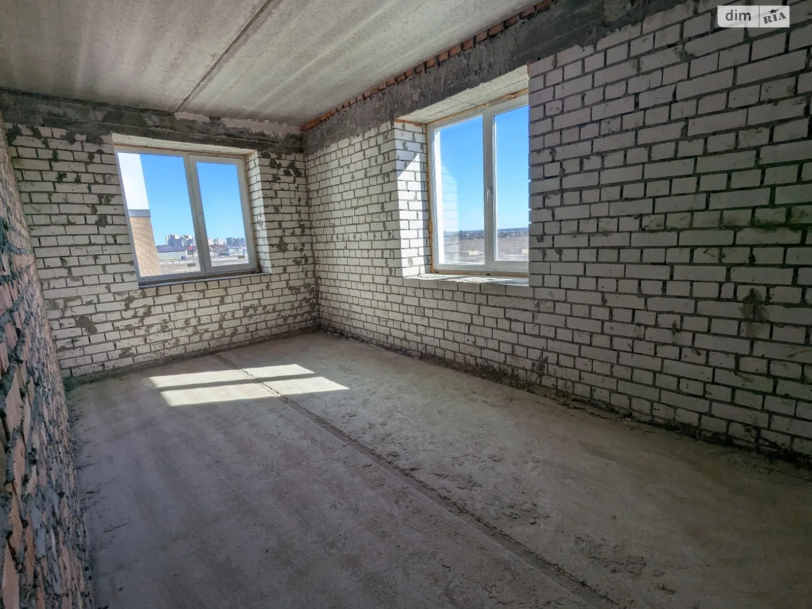 Продается 2-комнатная квартира 58 кв. м в Буче, ул. Бориса Гмыри, 7 - фото 1