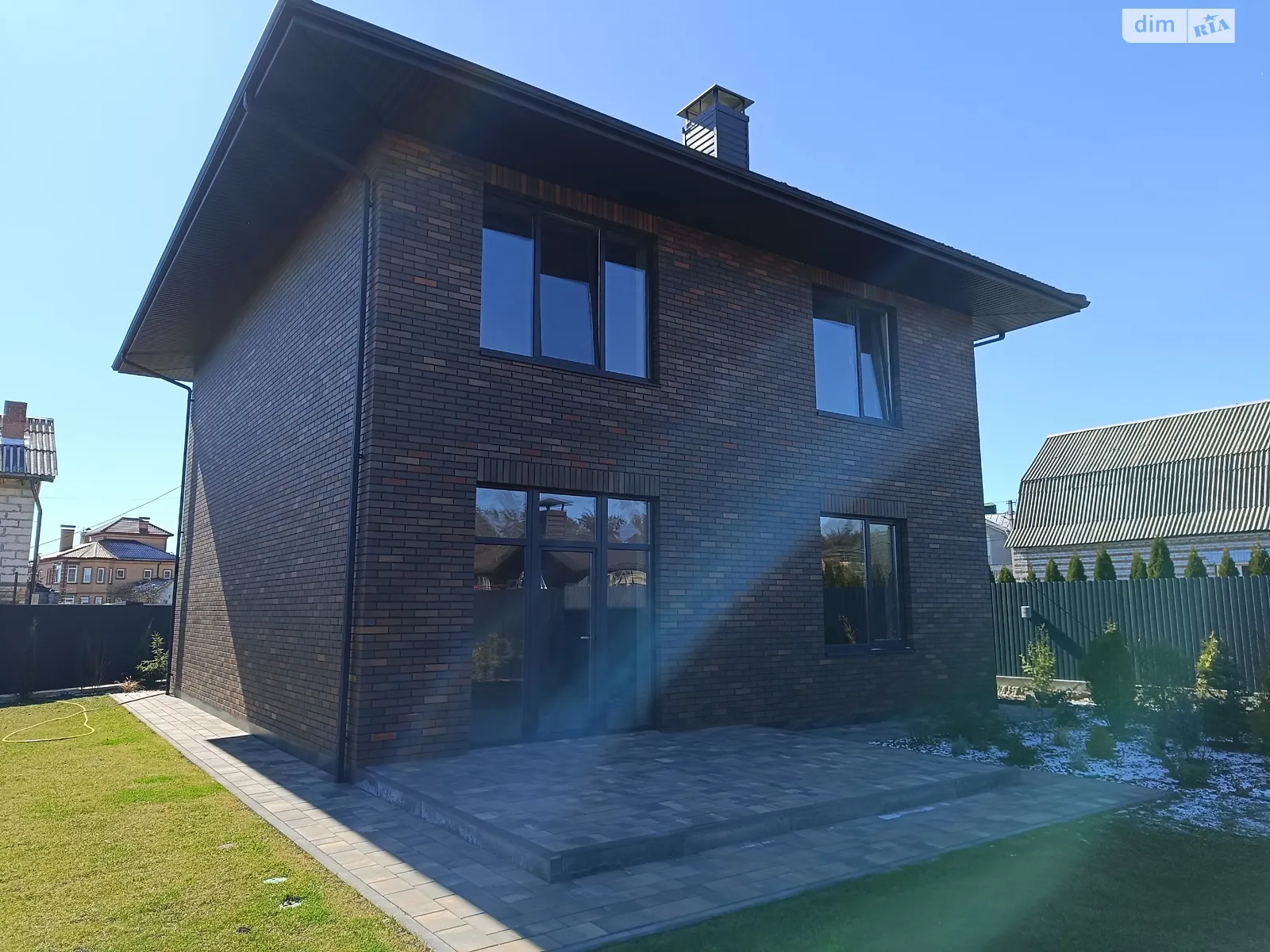 Продається будинок 2 поверховий 185 кв. м з гаражем, цена: 225000 $ - фото 1