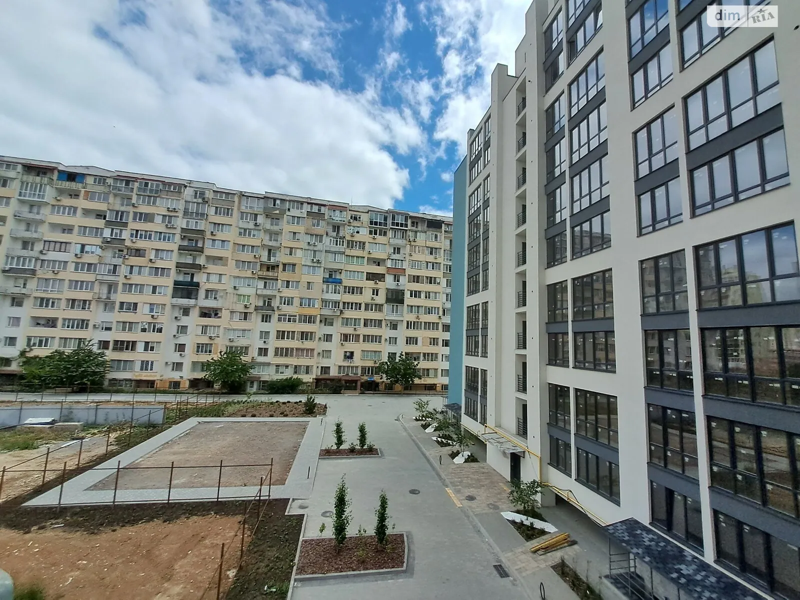 Продается 2-комнатная квартира 61.09 кв. м в Одессе, ул. Академика Сахарова - фото 1