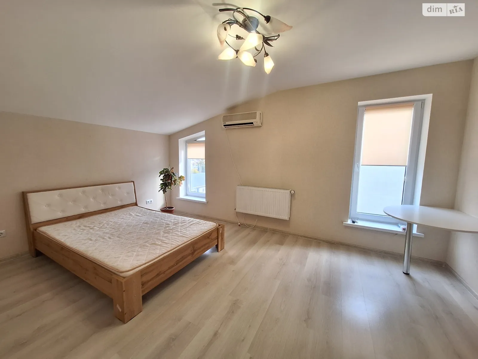 Продается 1-комнатная квартира 37.2 кв. м в Борисполе, ул. Шевченка, 23Б/23В - фото 1