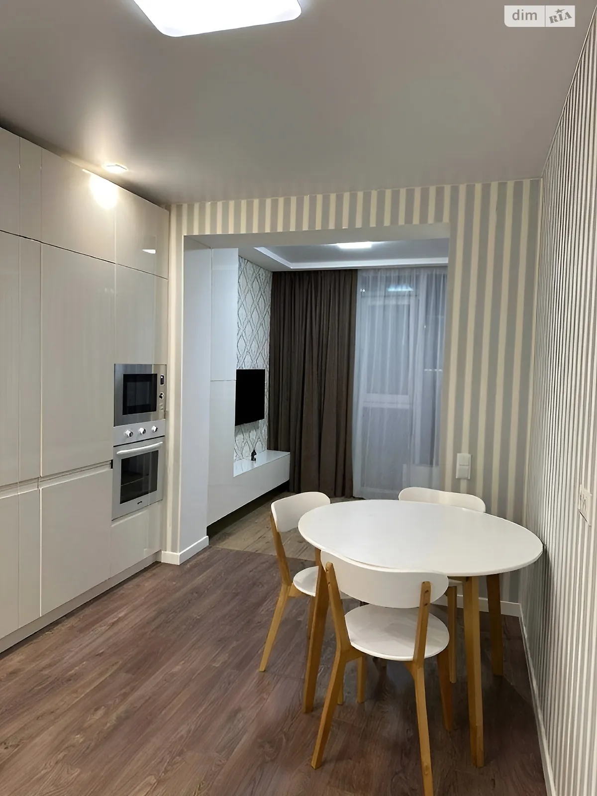 Сдается в аренду 1-комнатная квартира 56 кв. м в Днепре, ул. Набережная Победы, 112Д - фото 1